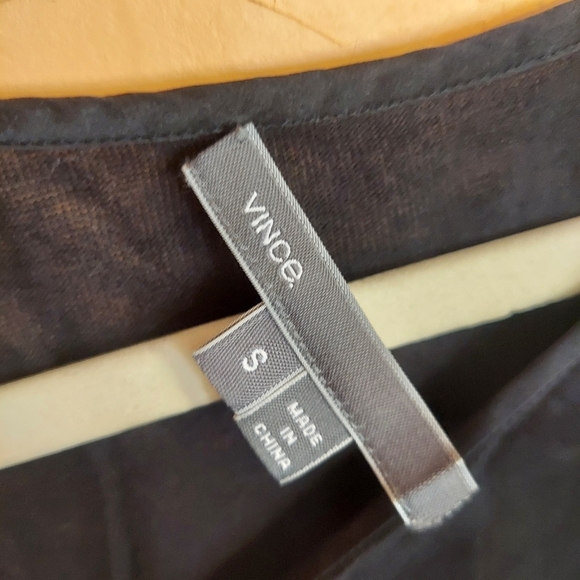 Vince black top - Picture 3 of 4